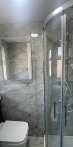 1 bedroom in a house share to rent - Photo 3