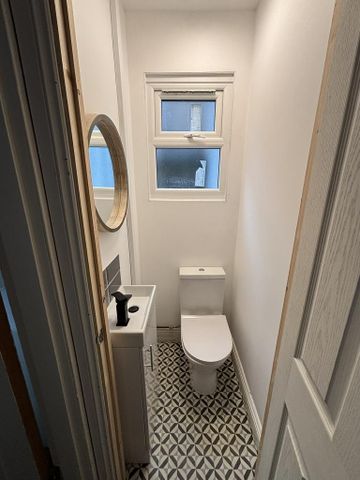 5 bedroom terraced house to rent - Photo 3