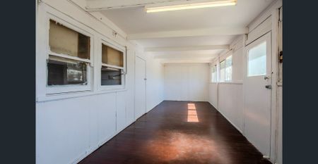 3-Bedroom Home on a Large Block - Photo 5