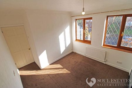 3 bedroom semi-detached house to rent - Photo 4