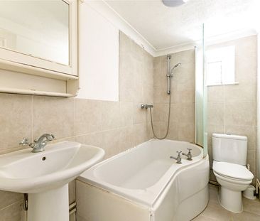 Church Road, Richmond, TW10 flat to rent - Photo 1