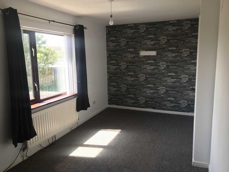 25 Torr Gardens, Larne, BT40 2JH - Photo 5