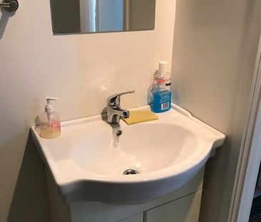 Affordable 2 Bedroom Unit in Glenfield - Photo 6