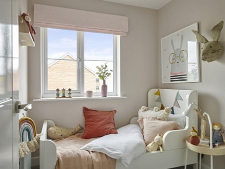 3 bedroom semi-detached house to rent - Photo 5