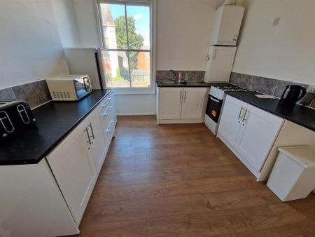 3 bedroom house share to rent - Photo 5