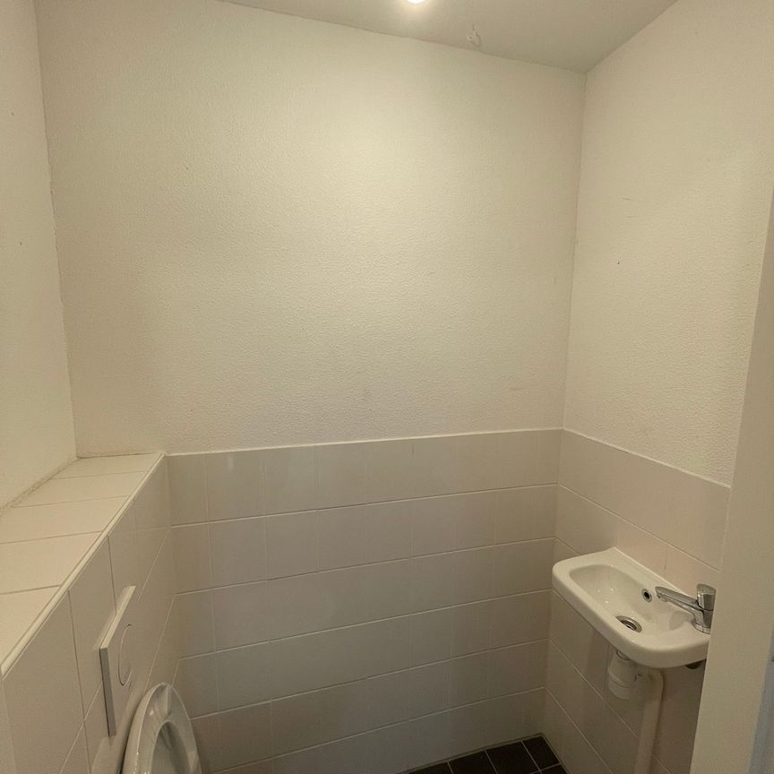 Madurastraat 40-3, Timorpleinbuurt-Noord, 1094GN, Amsterdam - Photo 1