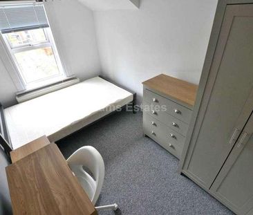 Clarendon Road, Reading, RG6 - Photo 2