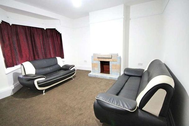 Neeld Crescent, Wembley, Middlesex, HA9 - Photo 1