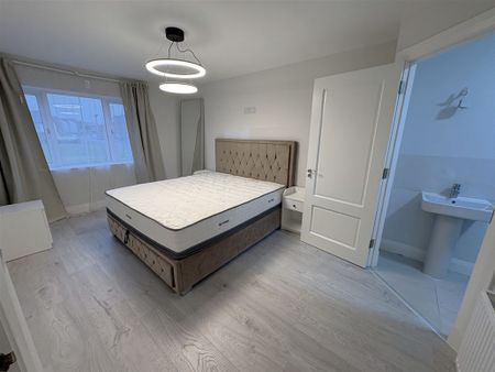 84 Listoke Elms, Ballymakenny , Drogheda, Louth - Photo 4