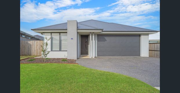 4 Bedroom Home - Photo 1