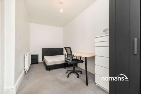 Conygre Road, Filton, Bristol, Gloucestershire, BS34 - Photo 3