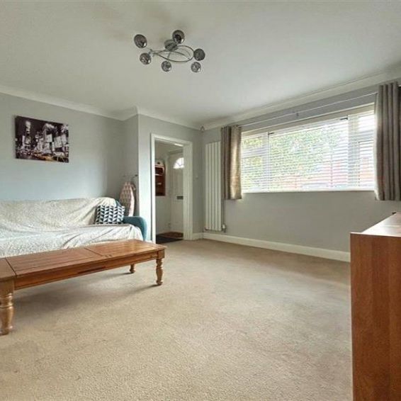 2 Bedroom Terraced Available Arranging tenancy - Photo 1