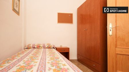 granada, Andalusia 18003 - Photo 2