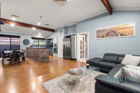 “Family Home in Prime South Lake Location!!” - Photo 3