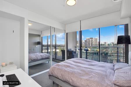 MGM MARTIN - TWO BEDROOM APARTMENT – Partial Furnished - Photo 2