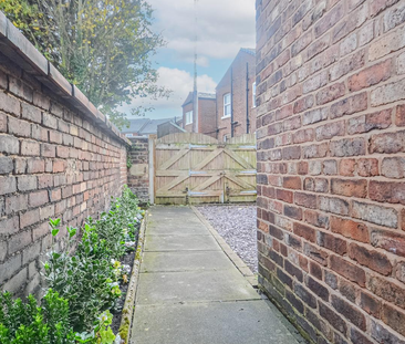 Orchard Street, Stockton Heath, Warrington - Photo 1