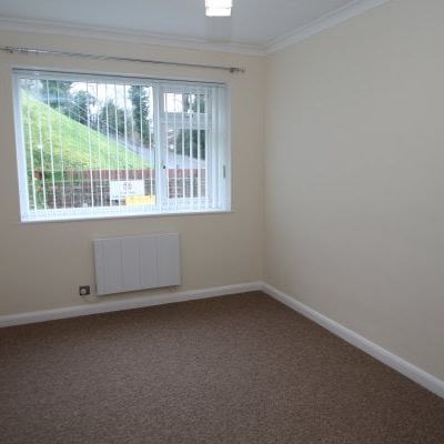 *ZERO DEPOSIT OPTION* Beechwood road, Caterham , CR3, Property for rent - Photo 1
