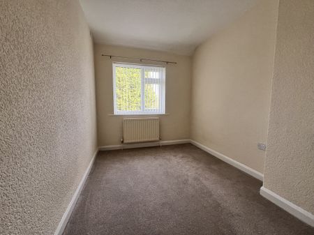 Charnwood Avenue, Leicester, Whetstone - Photo 2