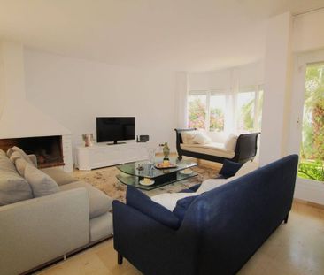 4 room luxury House for rent in Sitges, Catalonia - Foto 2