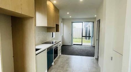 5/1 Sylvan Crescent , Te Atatu South - Photo 3