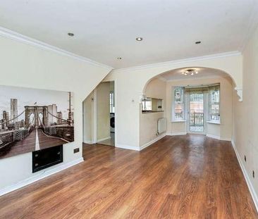 Nine Acres, Slough, Berkshire, SL1 - Photo 2