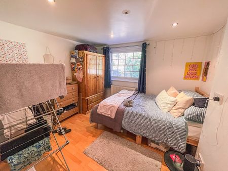 Caledonian Road, Islington, London, N1 - Photo 3