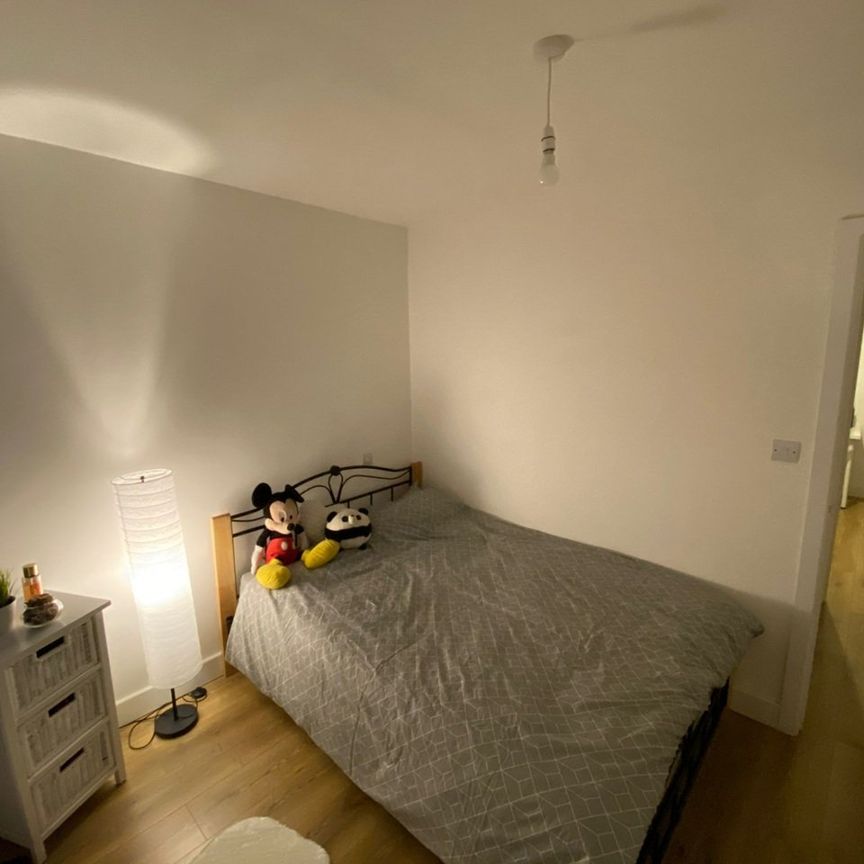 Room in a Shared Flat, St Loys Road, N17 - Photo 1