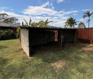 Priced to reflect its charm and retro style - Photo 6