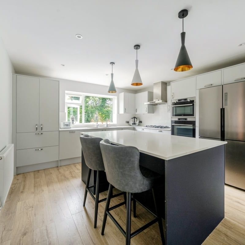 5 bedroom detached house to rent - Photo 1