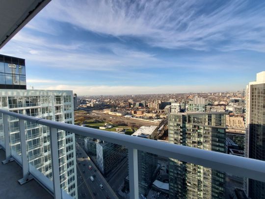 For Lease - 17 Bathurst Street Unit# 4307, Toronto, Ontario - Photo 1