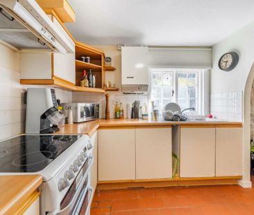 Blackheath Lane, Blackheath, Guildford, Surrey, GU4 - Photo 6