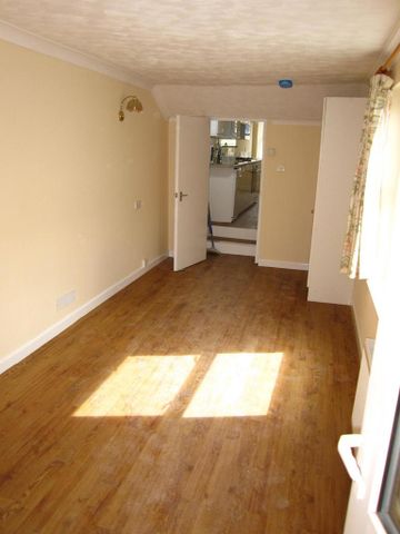 1 bedroom apartment to rent - Photo 4