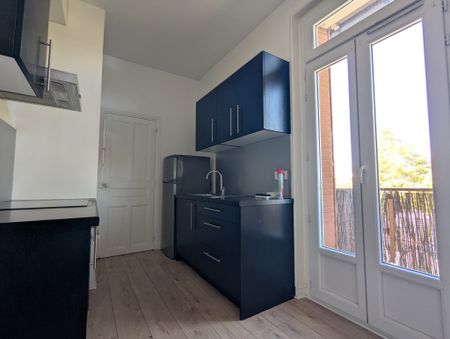 Location Appartement 2 pièces 40m² CLERMONT FERRAND 63000 - Photo 2