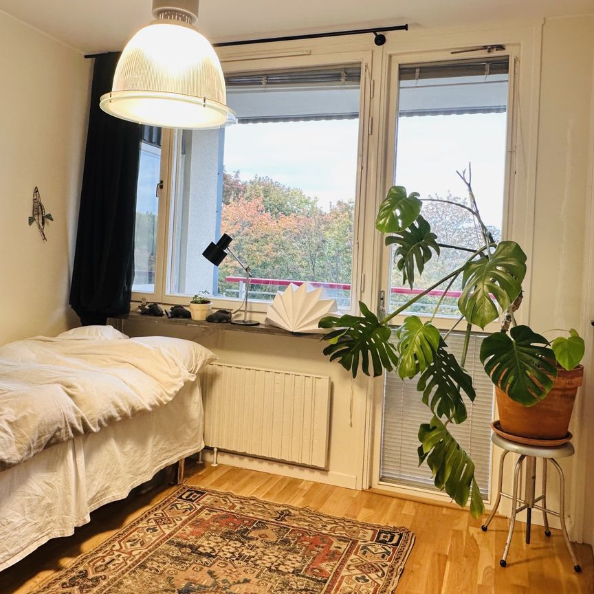 Släggbacken, Solna - Photo 1
