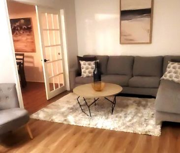 For Lease - 38 Stokes Road, St. Thomas, Ontario - Photo 4