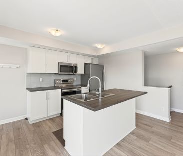 For Lease - 1201 Chapman Mills Drive, Barrhaven, Ontario - Photo 3