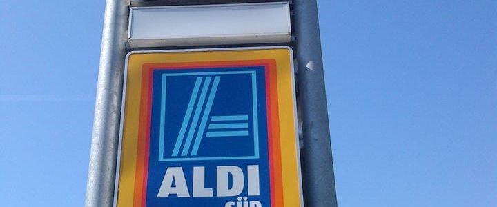 SB - Am Homburg: Waldrand; helle 2 ZKB mit Balkon + EBK - Foto 1