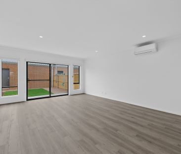 22 Jandakot, Point Cook VIC 3030 - House For Rent | Domain - Photo 3