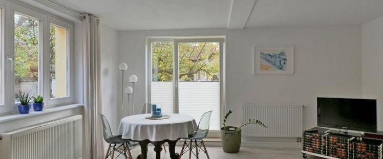 (EF0964_M) Erfurt: Hochheim, möblierte Wohnung in ruhigem, abgeschlossenem Innenhof, WLAN, Garten, PKW-Stellplatz - Photo 1