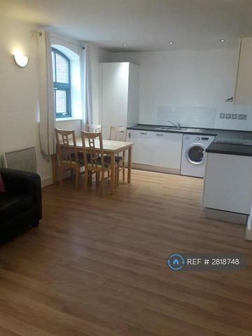 1 bedroom flat to rent - Photo 5