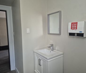 For Lease - 607 QUEENS Avenue Unit# Bedroom 2, London East, Ontario - Photo 5