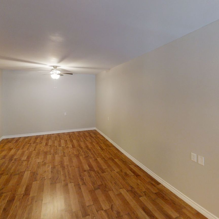 1037 Cleveland, E1B 5M7, Riverview - Photo 1