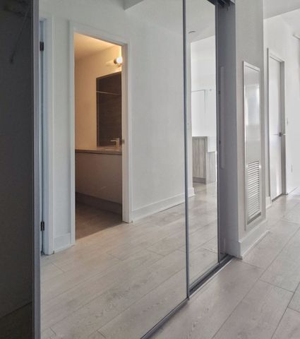 For Lease - 297 Oak Walk Drive Unit# 703, Oakville, Ontario - Photo 4