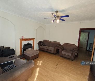 3 bedroom terraced house to rent - Photo 1