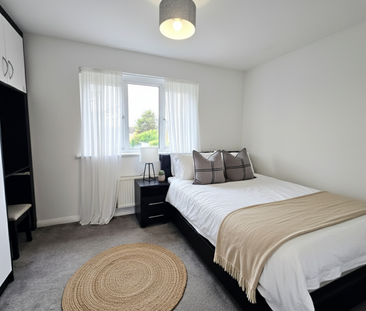 2 bedroom end of terrace house to rent - Photo 4