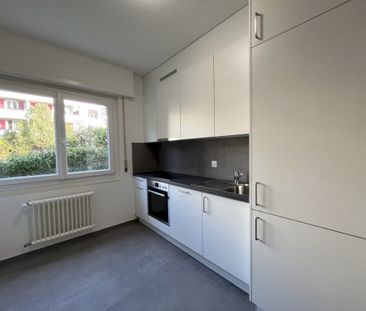 Appartement de 3 pièces entièrement rénové à Lausanne - Photo 2