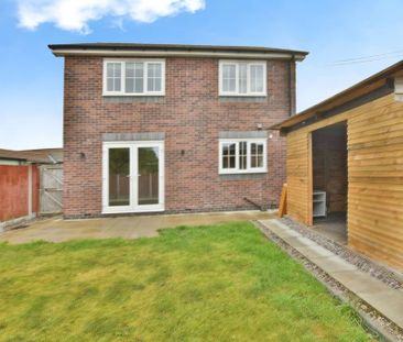3 bedroom detached house to rent - Photo 1