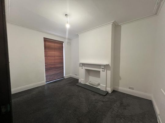 5 bedroom terraced house to rent - Photo 1