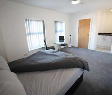 Studio to rent - Photo 3