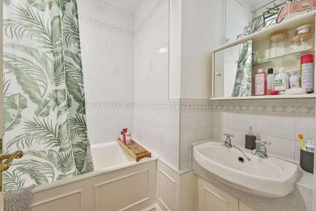 Winterfold Close, Southfields, SW19 - Photo 4